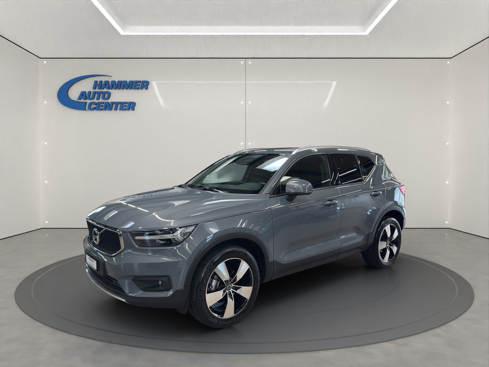 VOLVO XC40 1.5 T3 Momentum