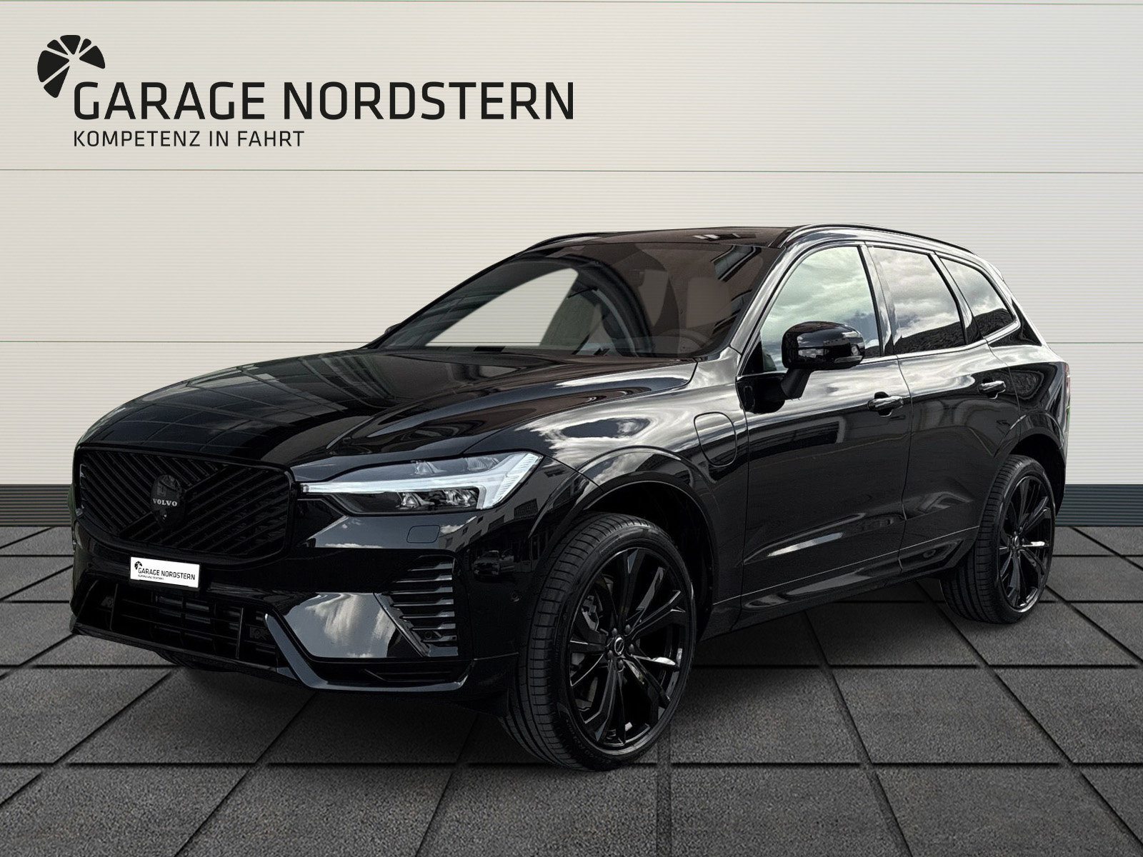 VOLVO XC60 2.0 T6 TE Black Edition eAWD