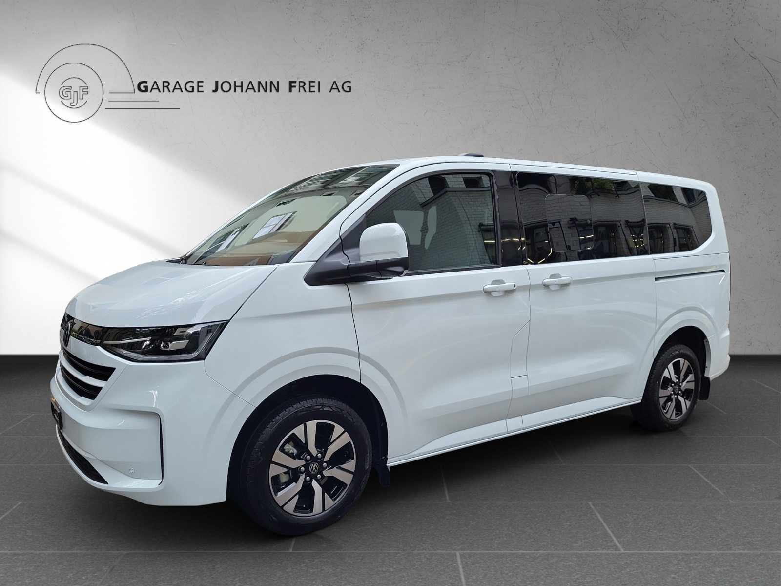 VW Caravelle Style BEV RS 3100mm