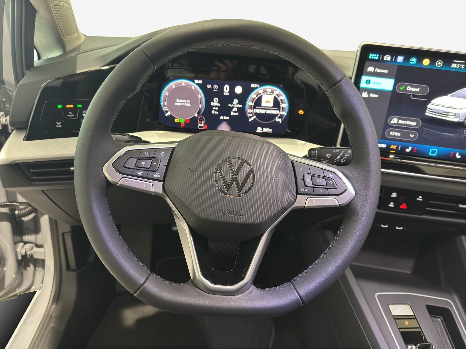 2026 Volkswagen GOLF