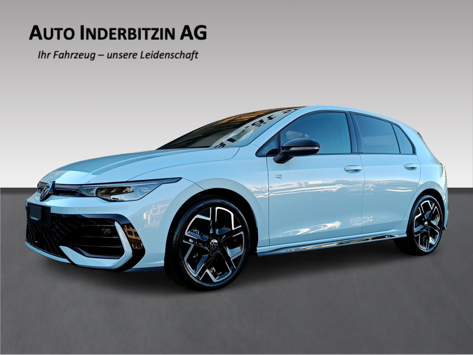 VW Golf R-Line
