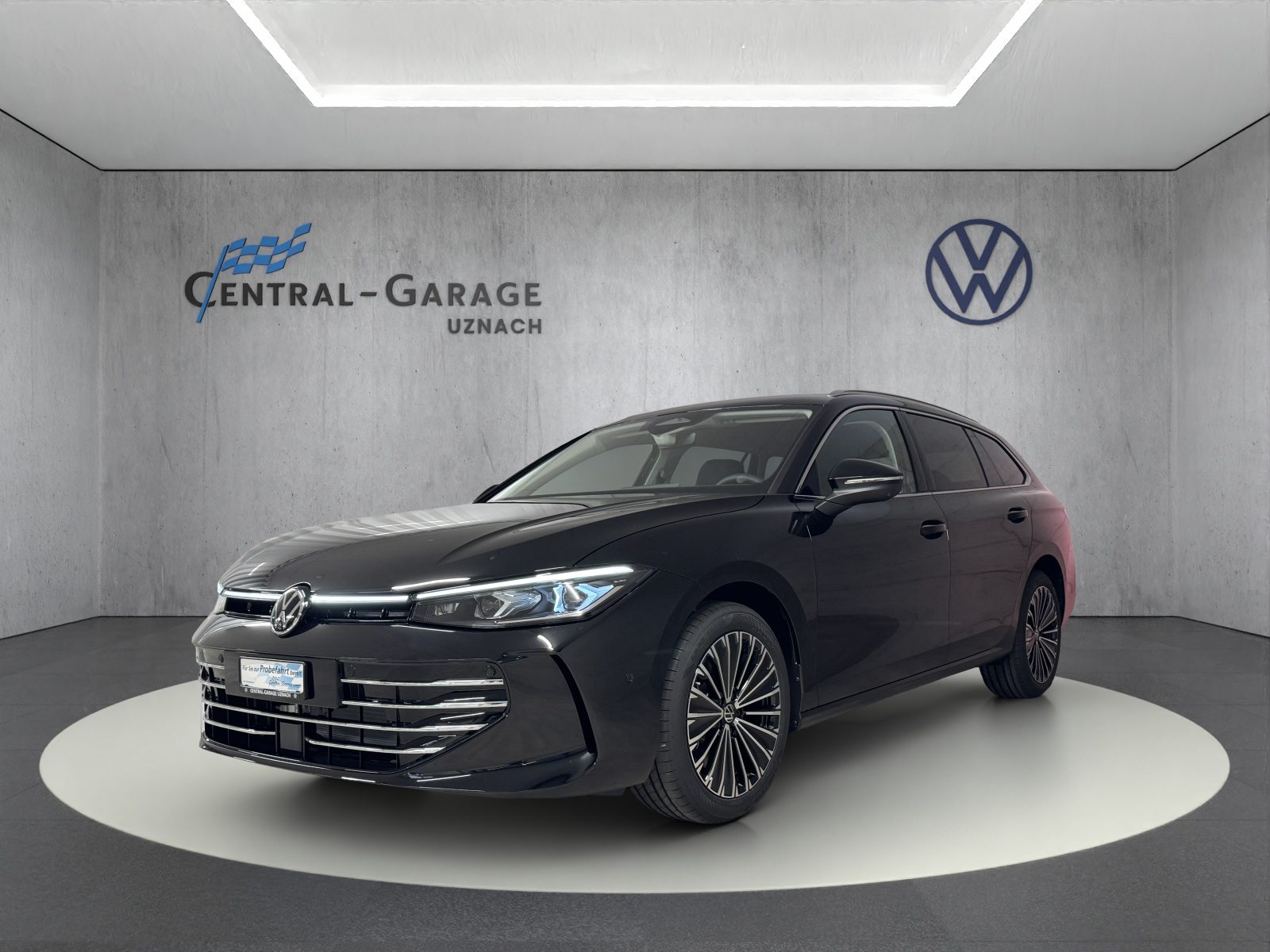 VW Passat Variant Elegance
