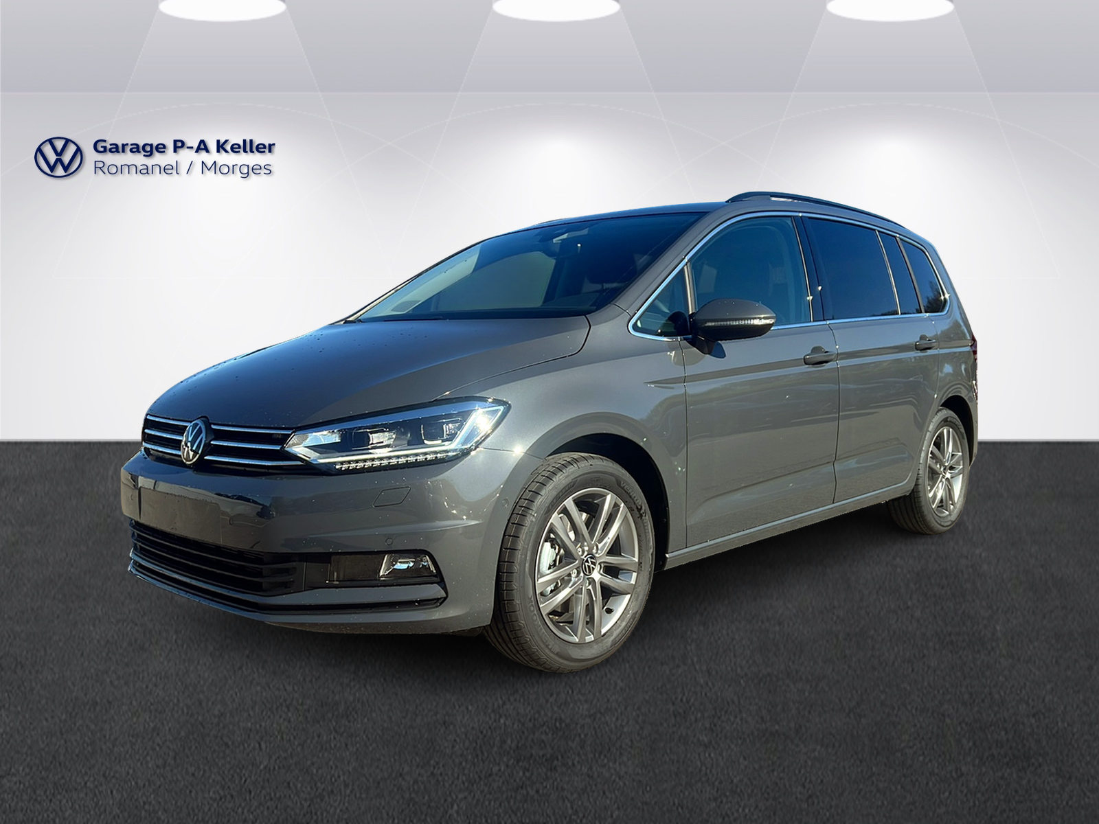 VW Touran UNITED